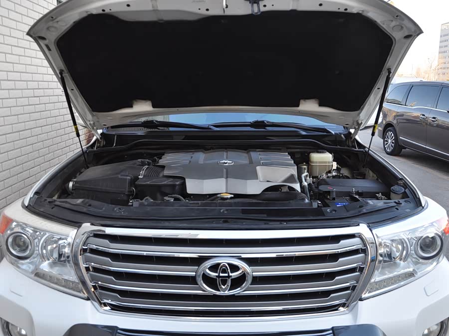 Toyota Land Cruiser 2014 #20 Toyota Land Cruiser 2014 car image #20