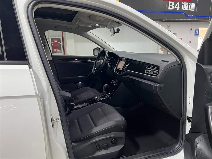 大众 T-ROC探歌 2022 汽车图片 #20