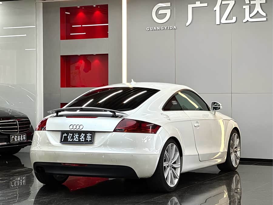 Audi TT 2009 car image #20