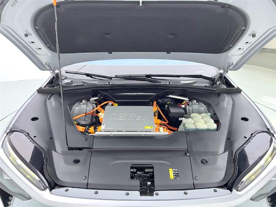 NIO ES8 2022 car image #20