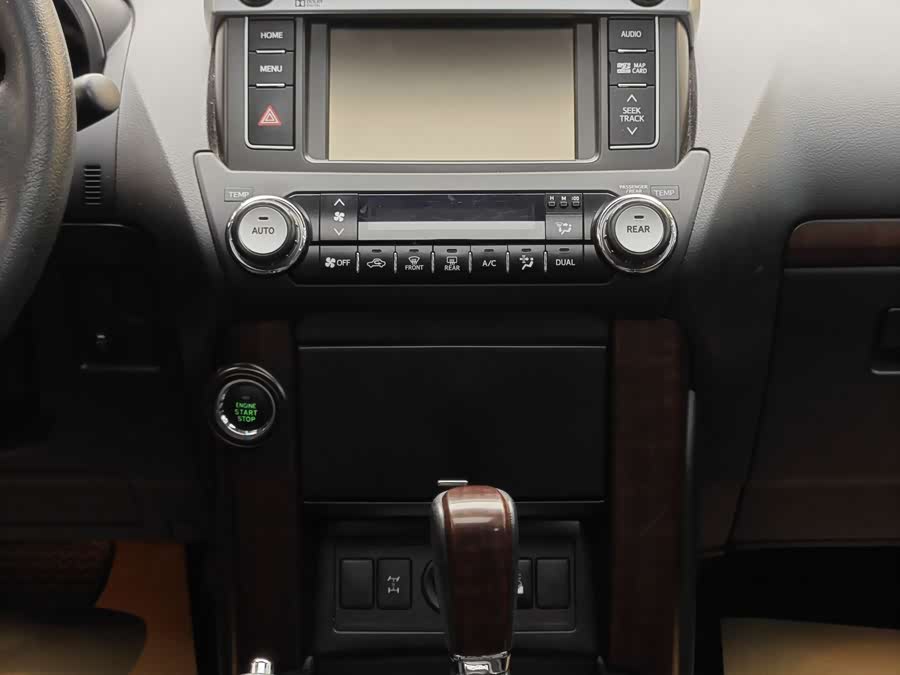 Toyota Land Cruiser Prado 2017 car image #20
