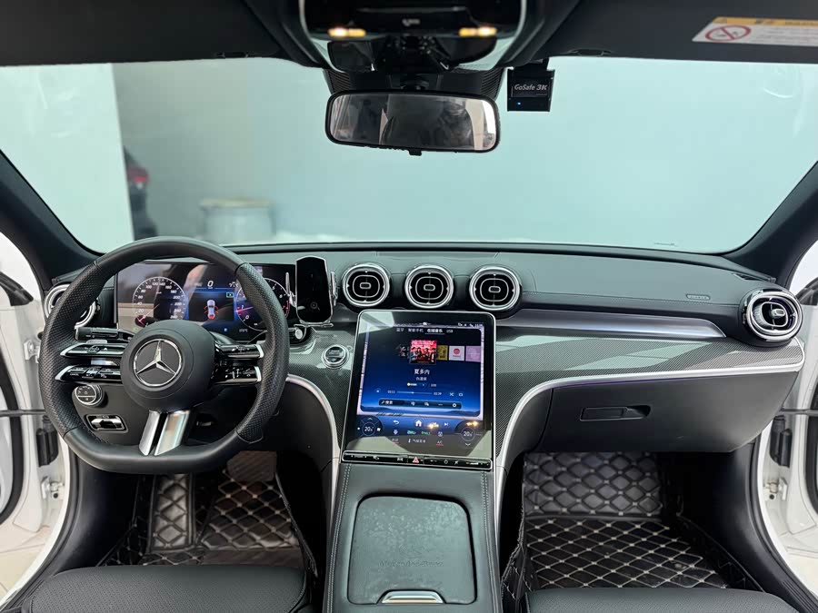 Mercedes-Benz C Class 2024 car image #20