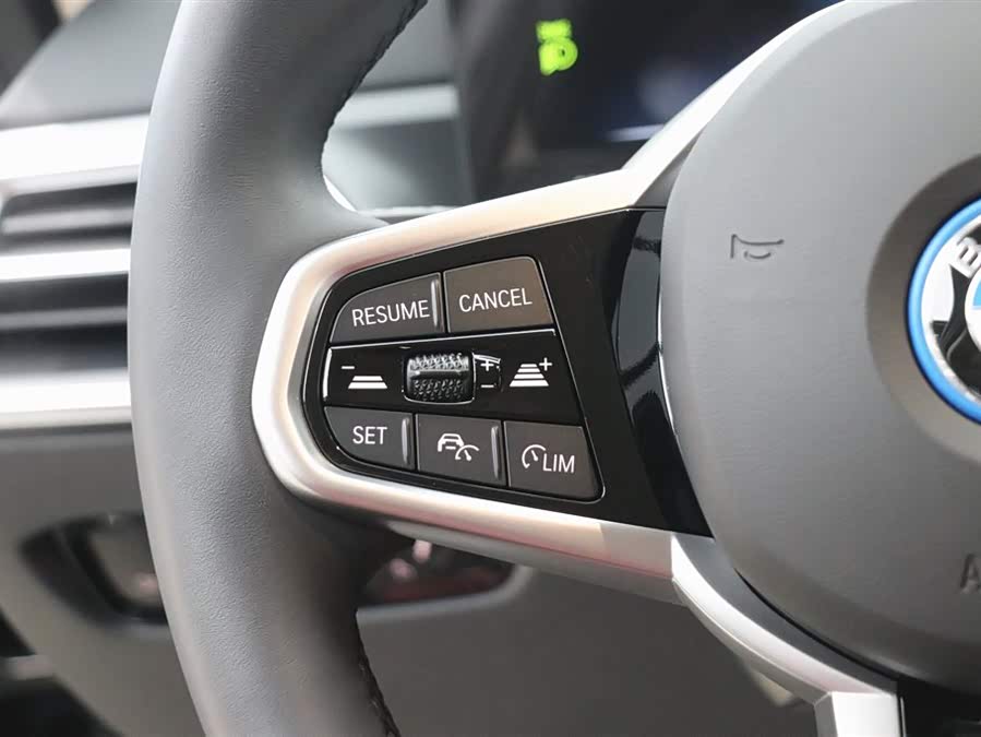BMW i3 2024 car image #20