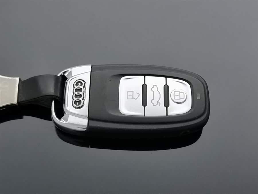 Audi S6 2013 immagine di auto #20