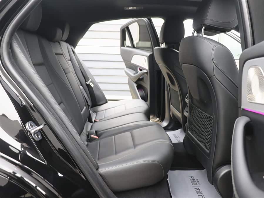 Mercedes-Benz GLE Coupe 2024 صورة سيارة #20