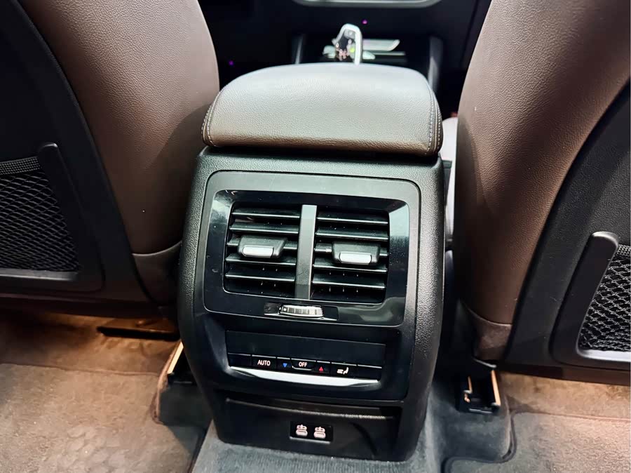 BMW X3 2019 car image #20