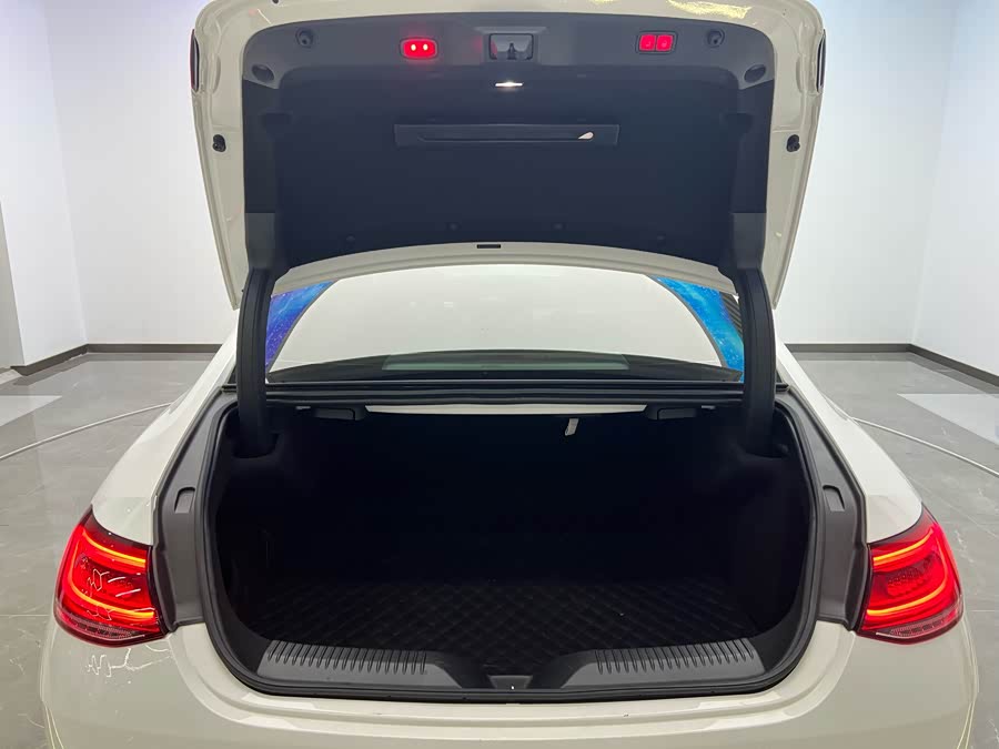 Mercedes-Benz CLS Class 2020 #20 Mercedes-Benz CLS Class 2020 car image #20