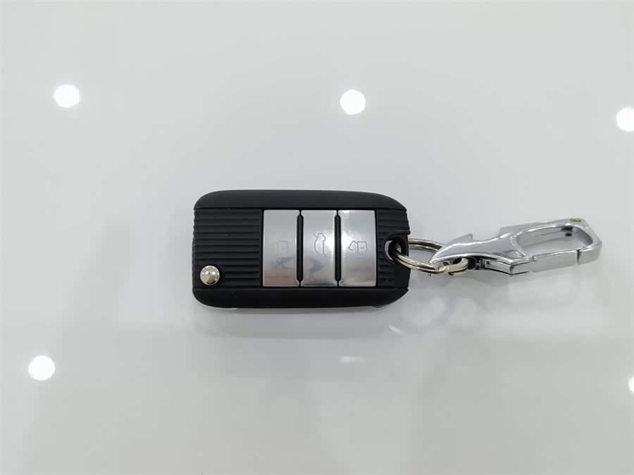 Roewe RX3 2019 изображение автомобиля #20