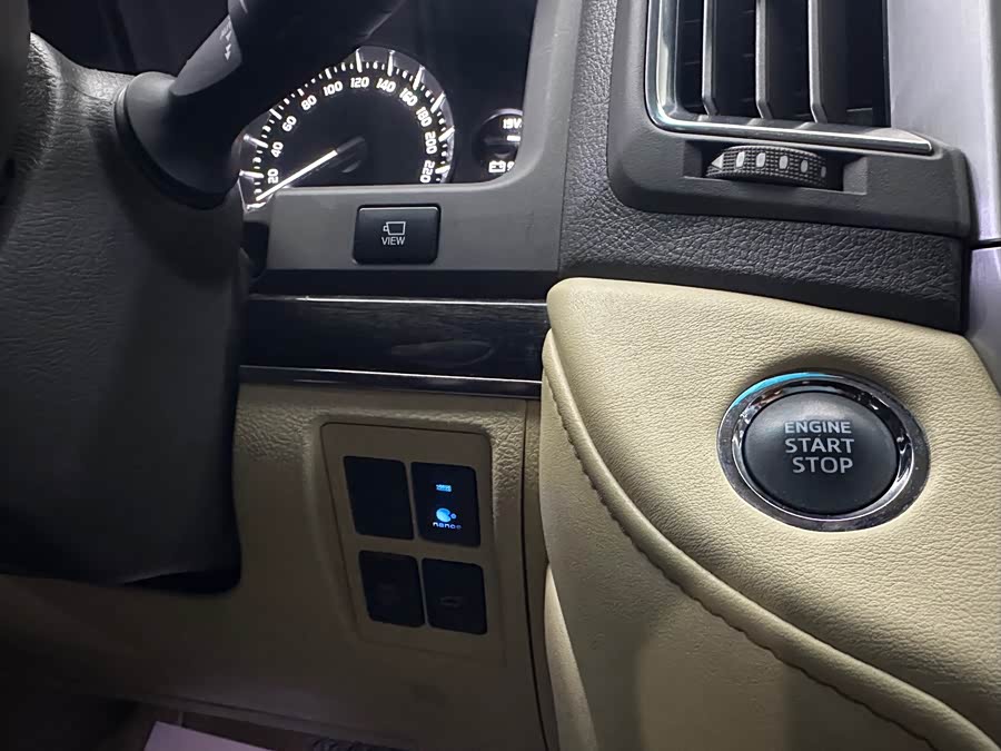 Toyota Land Cruiser 2016 #20 Toyota Land Cruiser 2016 car image #20