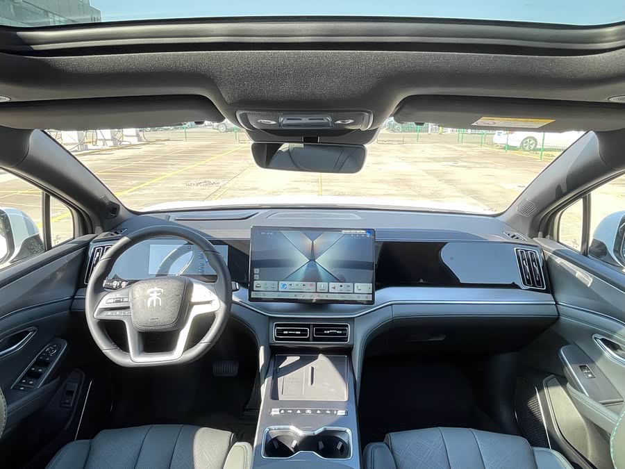 BYD SongL DM-i 2025 #20 BYD SongL DM-i 2025 car image #20