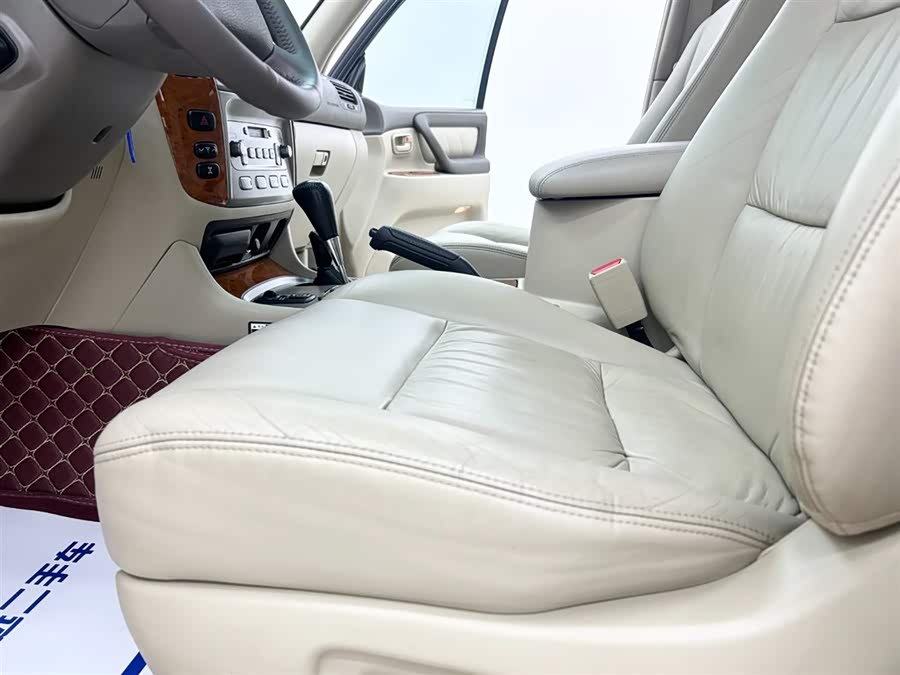 Toyota Land Cruiser 2005 immagine di auto #20