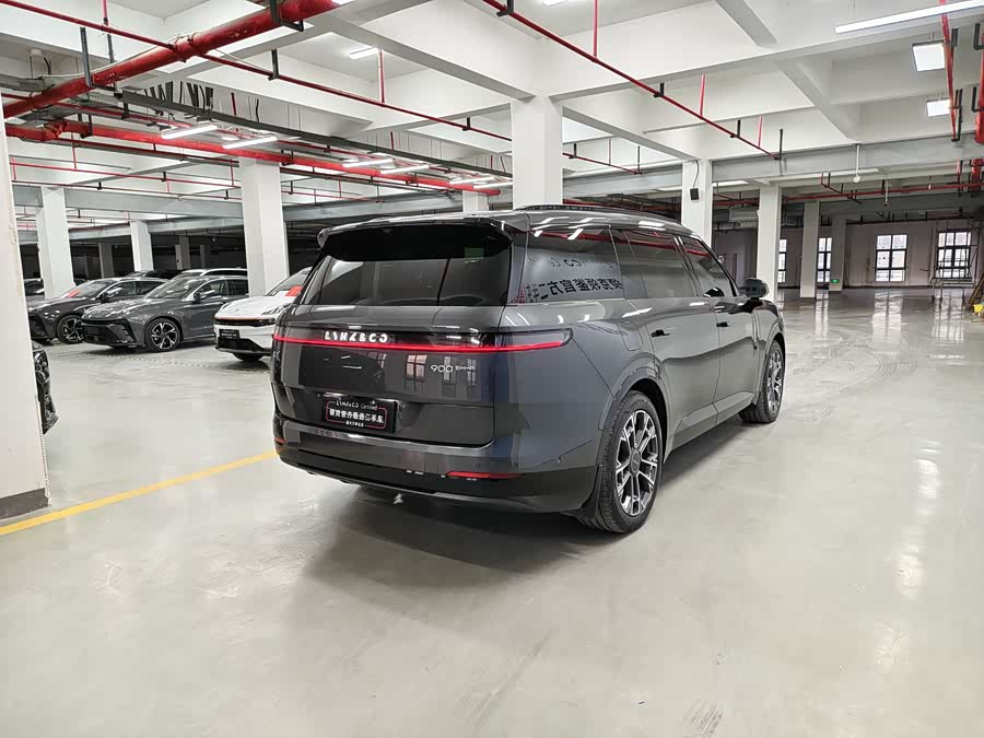 Lynk & Co 900 2025 car image #20