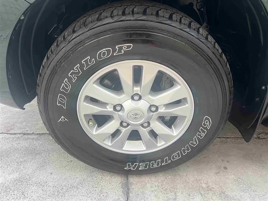 Toyota Land Cruiser 2014 immagine di auto #20