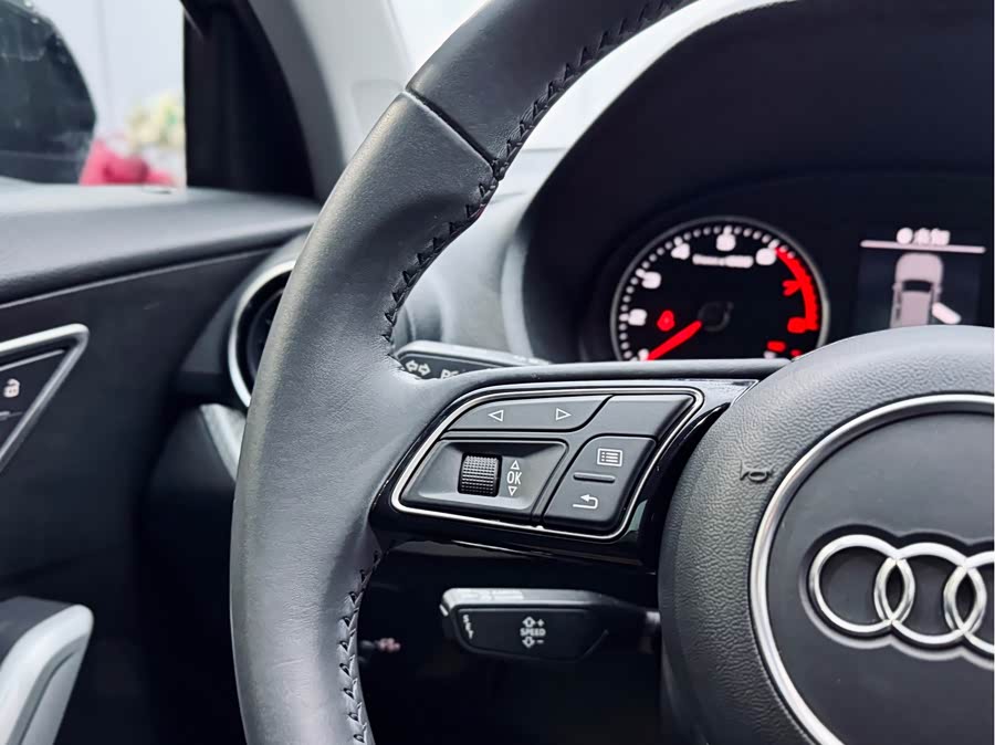 Audi Q2L 2020 immagine di auto #20