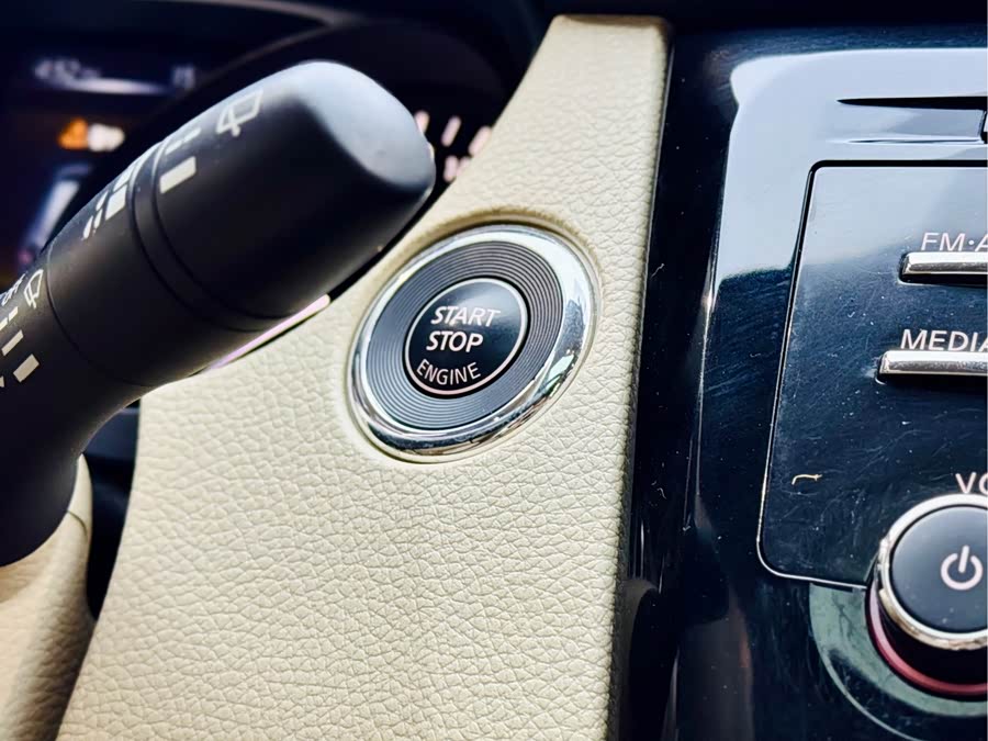 日产 奇骏 2015 汽车图片 #20