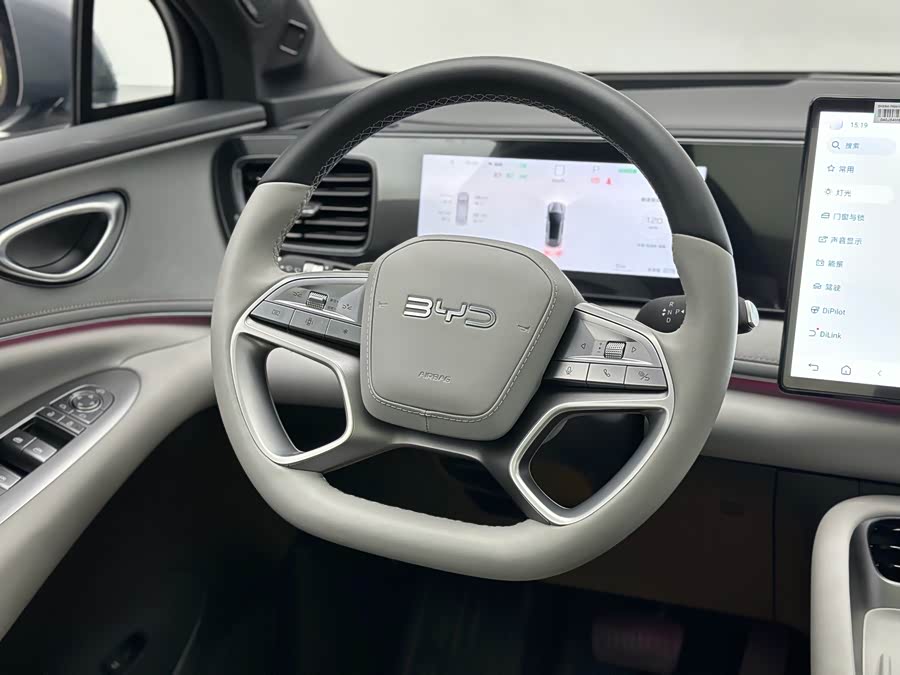 Avatr 07 2024 صورة سيارة #20