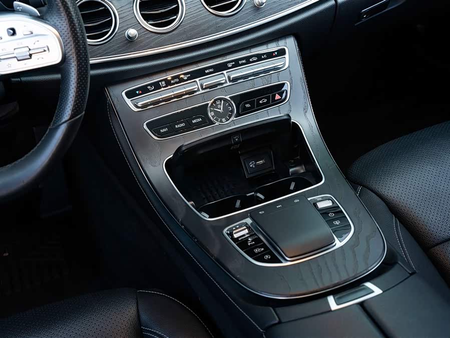 Mercedes-Benz E Class 2019 #20 Mercedes-Benz E Class 2019 car image #20