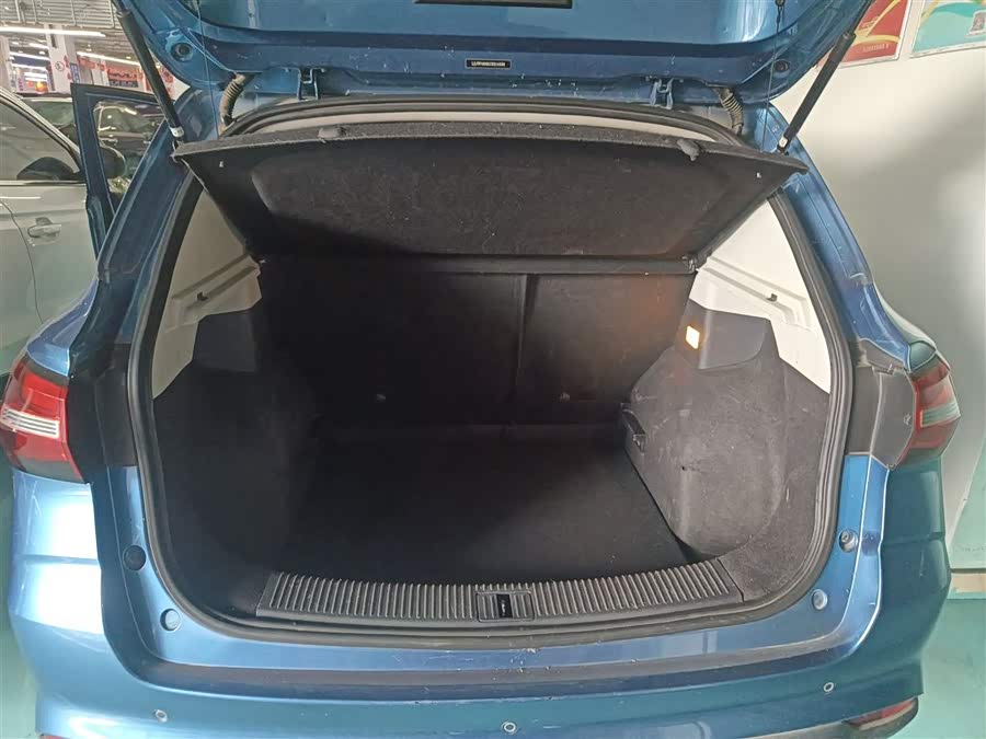 Roewe RX3 2018 изображение автомобиля #20