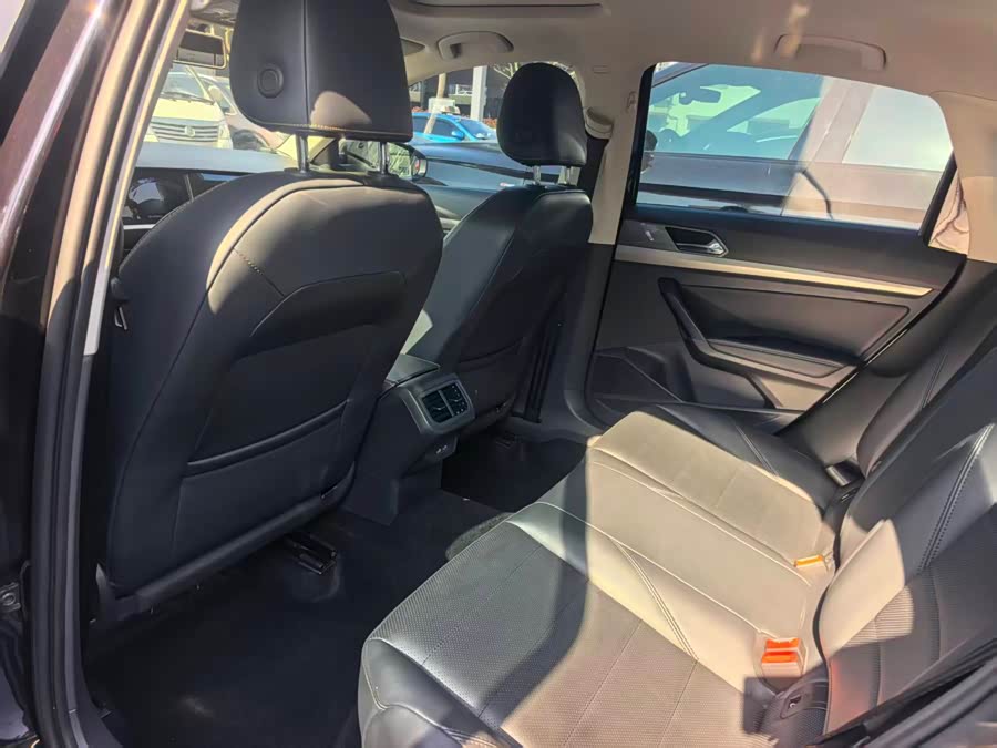 Volkswagen Lavida 2019 #20 Volkswagen Lavida 2019 car image #20