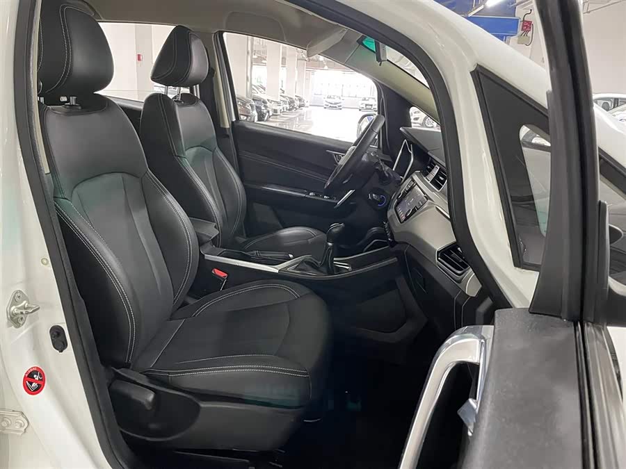 GEELY Vision X3 2019 изображение автомобиля #20