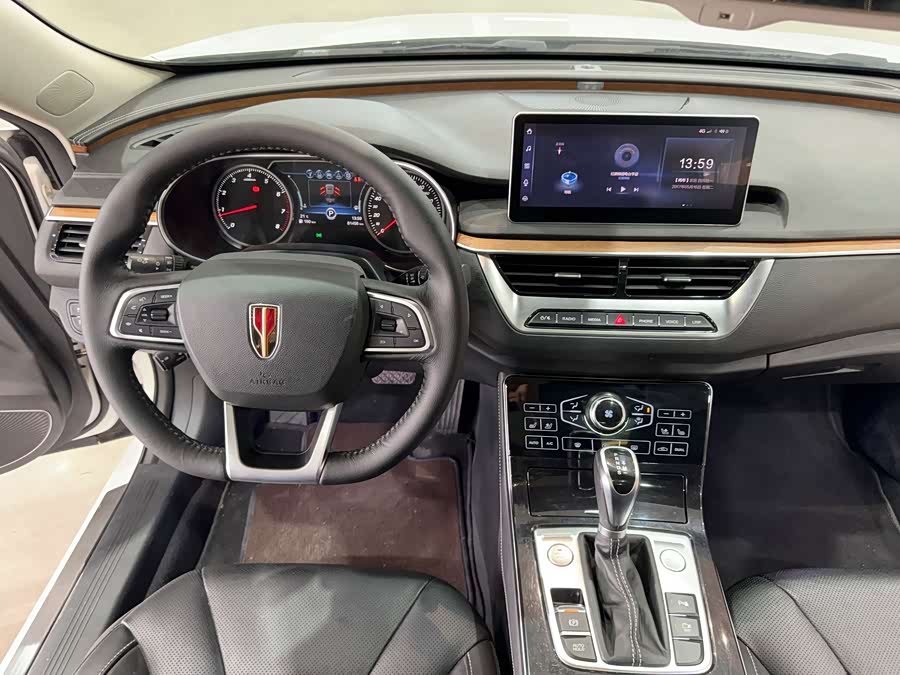 Suzuki H5 2019 car image #20