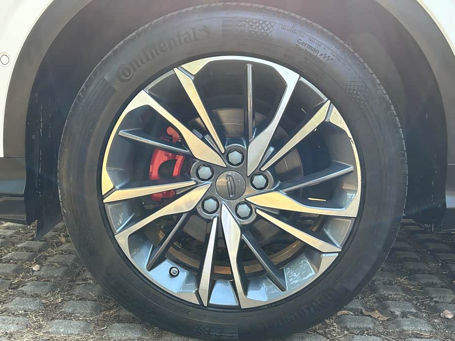 GEELY Coolray 2020 #20 GEELY Coolray 2020 car image #20