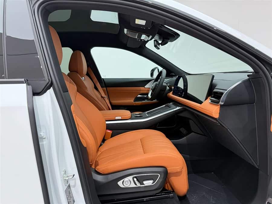 Xpeng G9 2024 immagine di auto #20