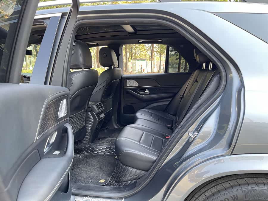 Mercedes-Benz 2020 car image #20