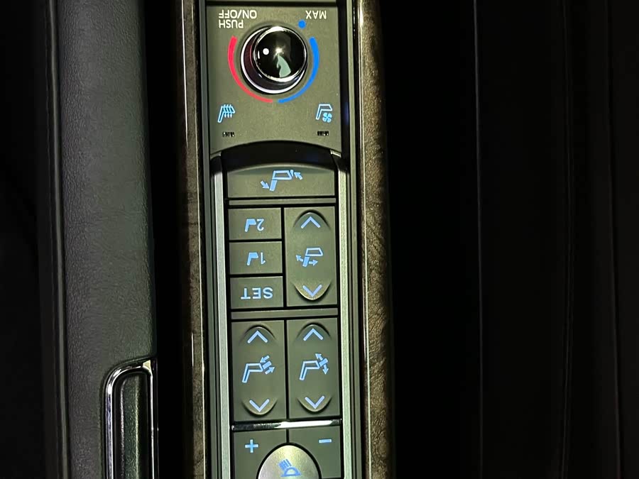 Toyota Alphard 2022 car image #20