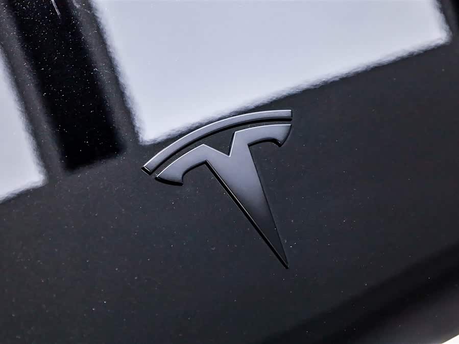 特斯拉 Model Y L 2025 汽车图片 #20