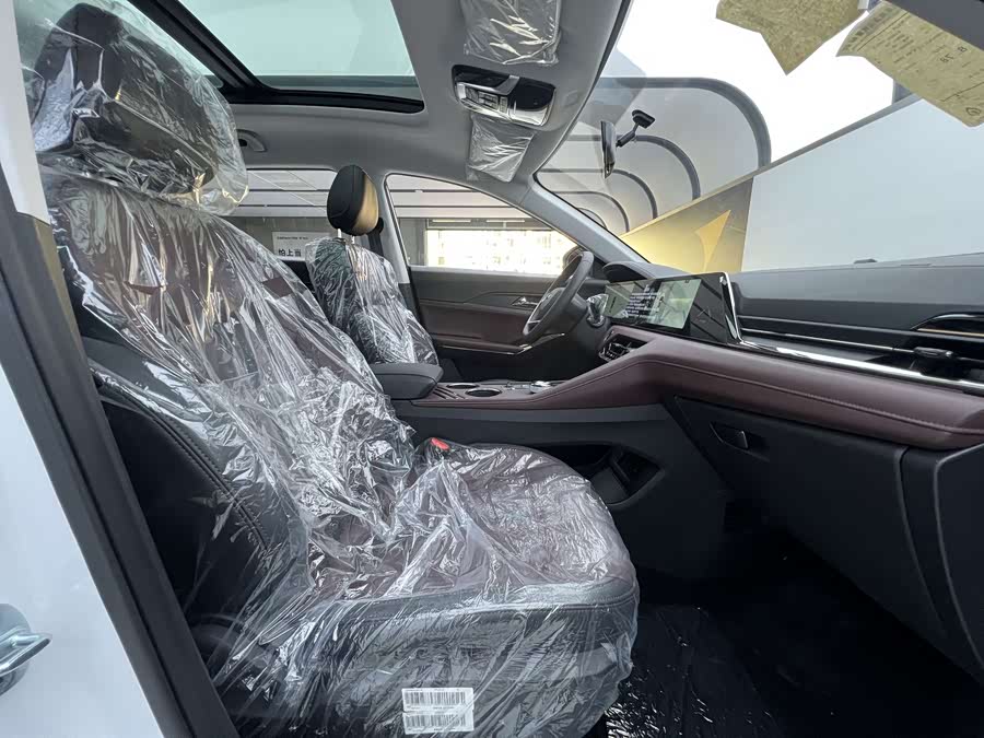 JAC X8 PLUS #20 JAC X8 PLUS صورة سيارة #20