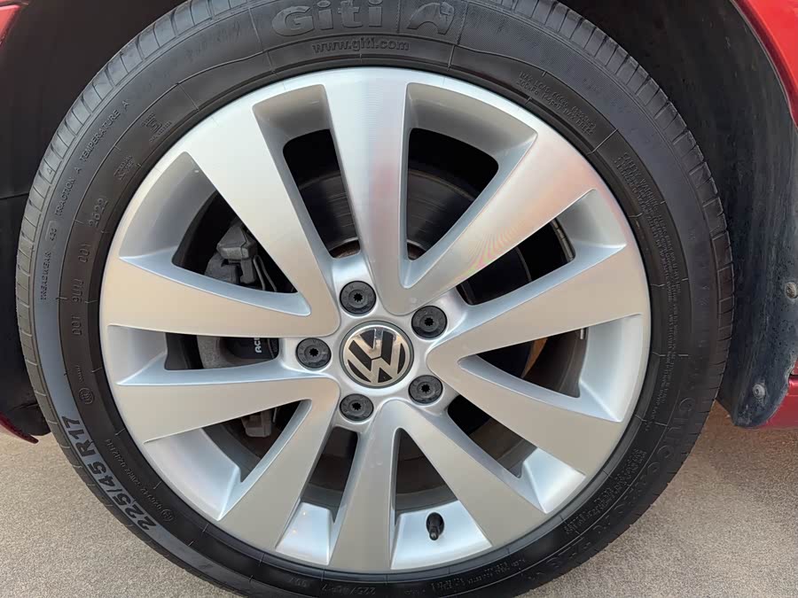 Volkswagen Golf (Imported) 2014 imagem de carro #20