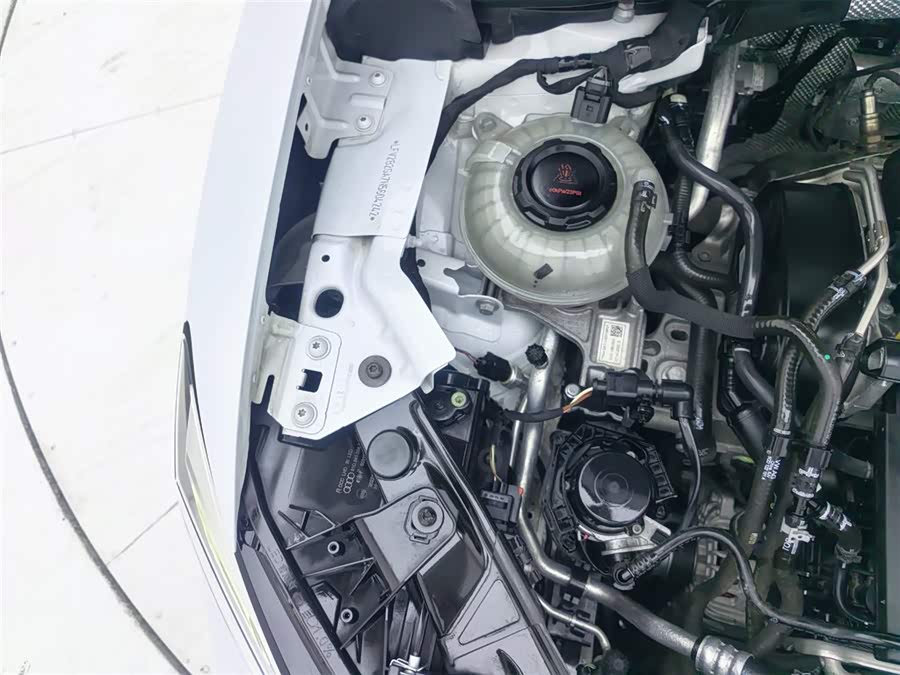 Audi Q2L 2023 #20 Audi Q2L 2023 car image #20