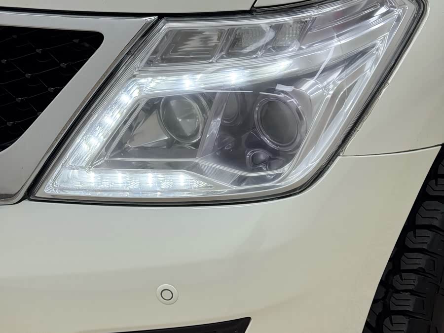 日产 途乐 2018 汽车图片 #20