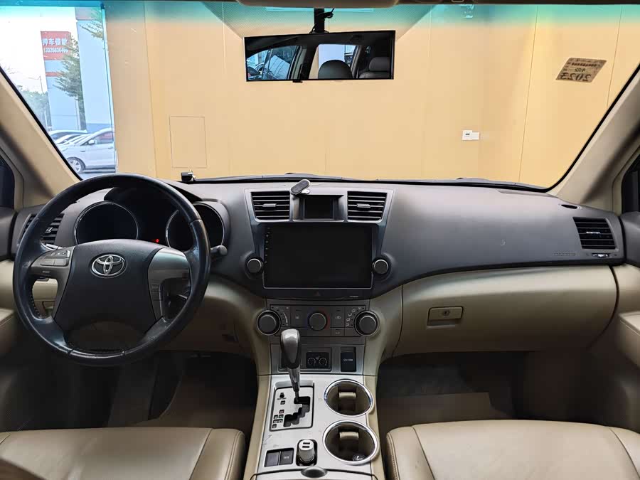 Toyota Highlander 2011 car image #20