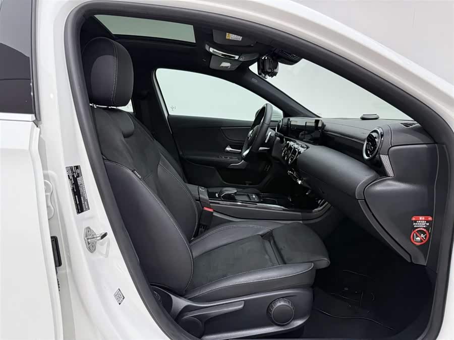 Mercedes-Benz A Class 2019 #20 Mercedes-Benz A Class 2019 car image #20