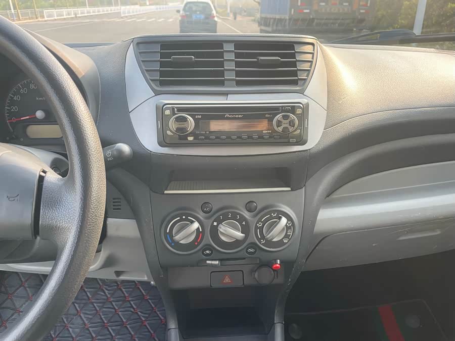 Suzuki Alto 2014 immagine di auto #20