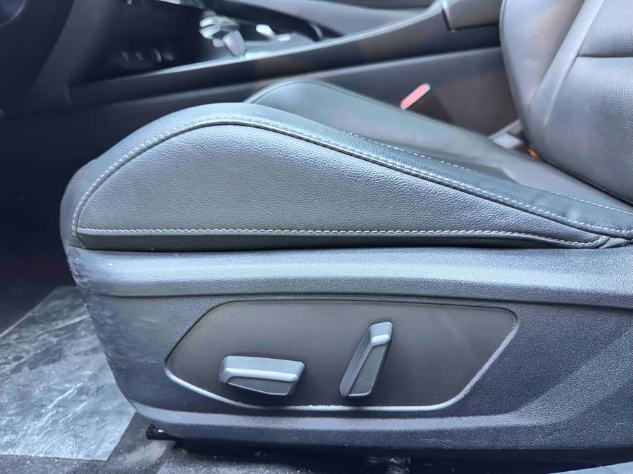 现代 伊兰特 2022 汽车图片 #20