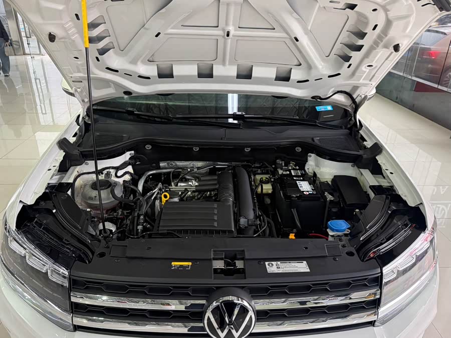 Volkswagen Tharu 2021 immagine di auto #20