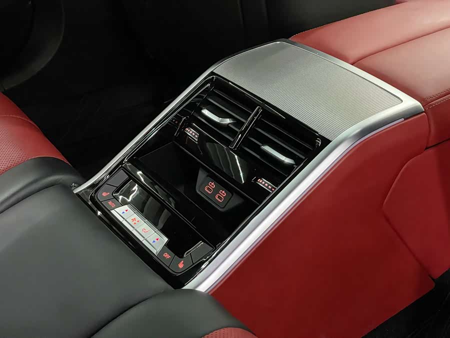 BMW 8 Series 2021 car image #20