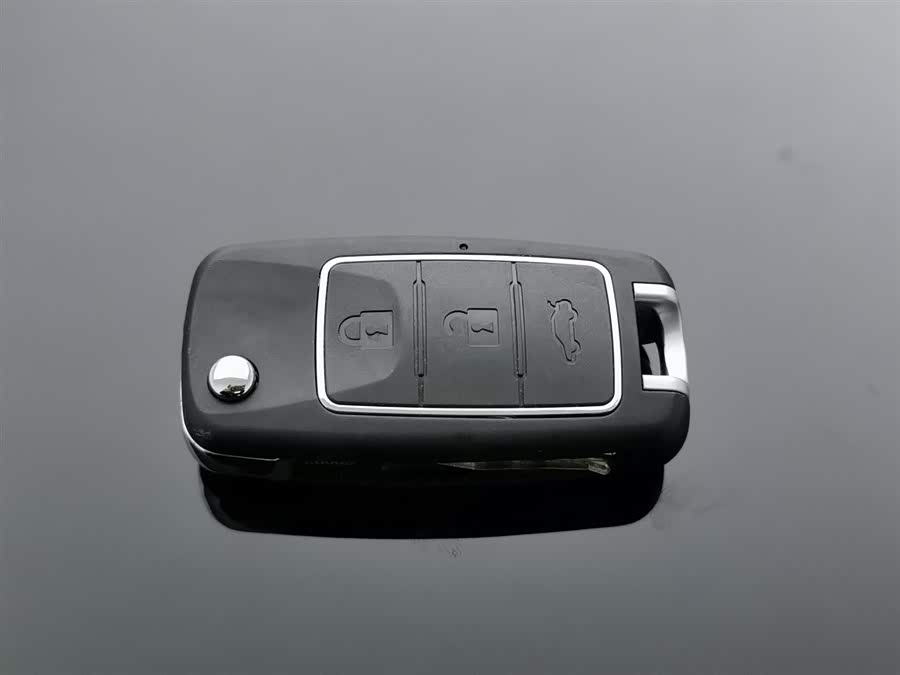 Forthing M7 2022 immagine di auto #20