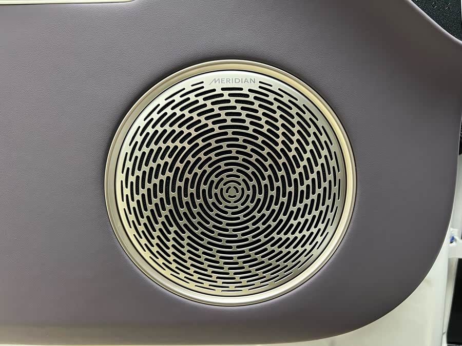 阿维塔 阿维塔06 2025 汽车图片 #20