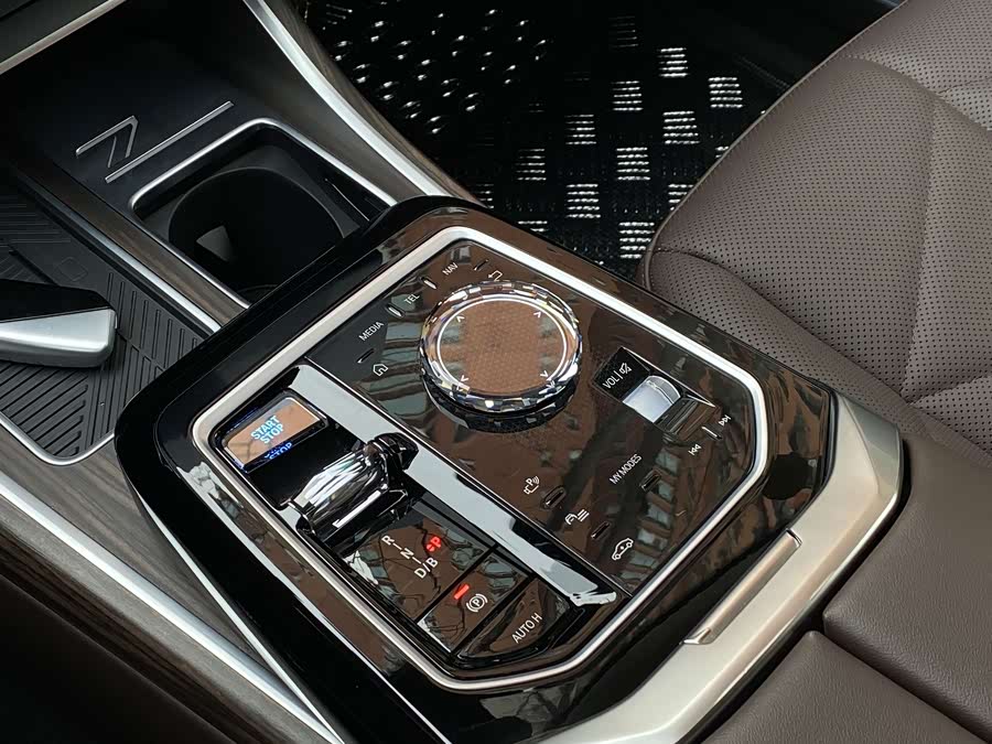 BMW i7 2023 #20 BMW i7 2023 car image #20