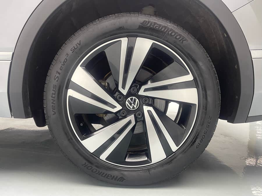 Volkswagen Tiguan X 2021 car image #20