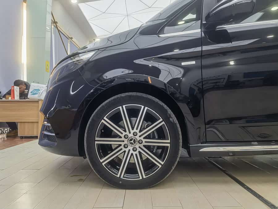 Mercedes-Benz V Class 2024 #20 Mercedes-Benz V Class 2024 car image #20