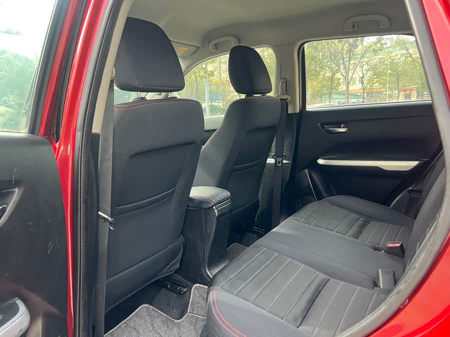 铃木 维特拉 2015 汽车图片 #20