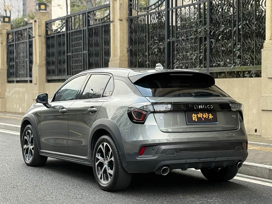 Lynk & Co 02 2022 #20 Lynk & Co 02 2022 car image #20