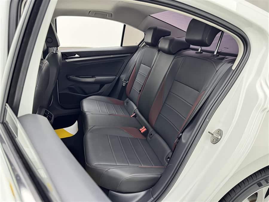 Volkswagen Bora 2020 car image #20