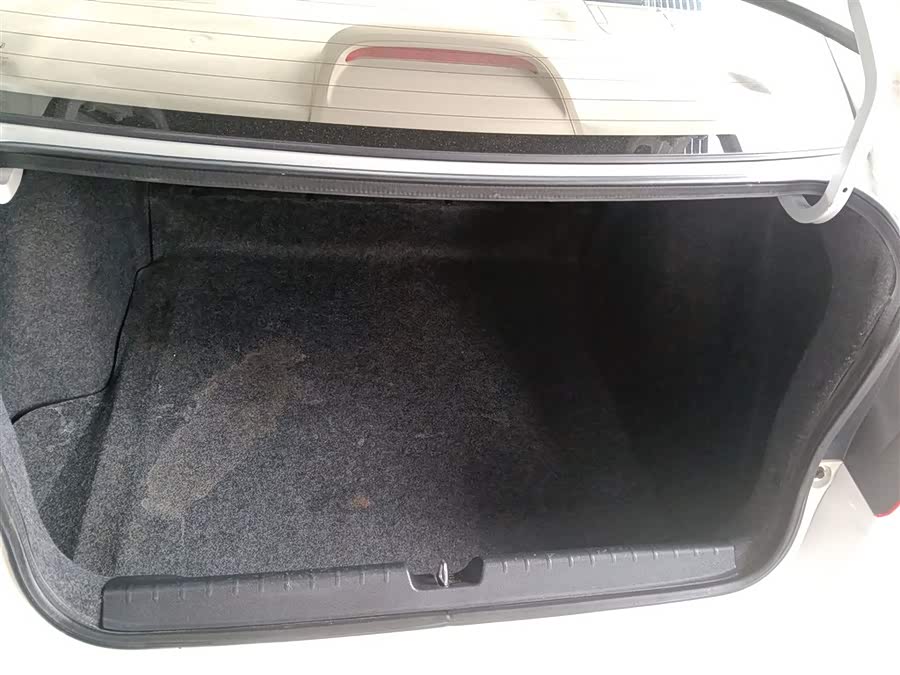 Honda Greiz 2017 #20 Honda Greiz 2017 car image #20