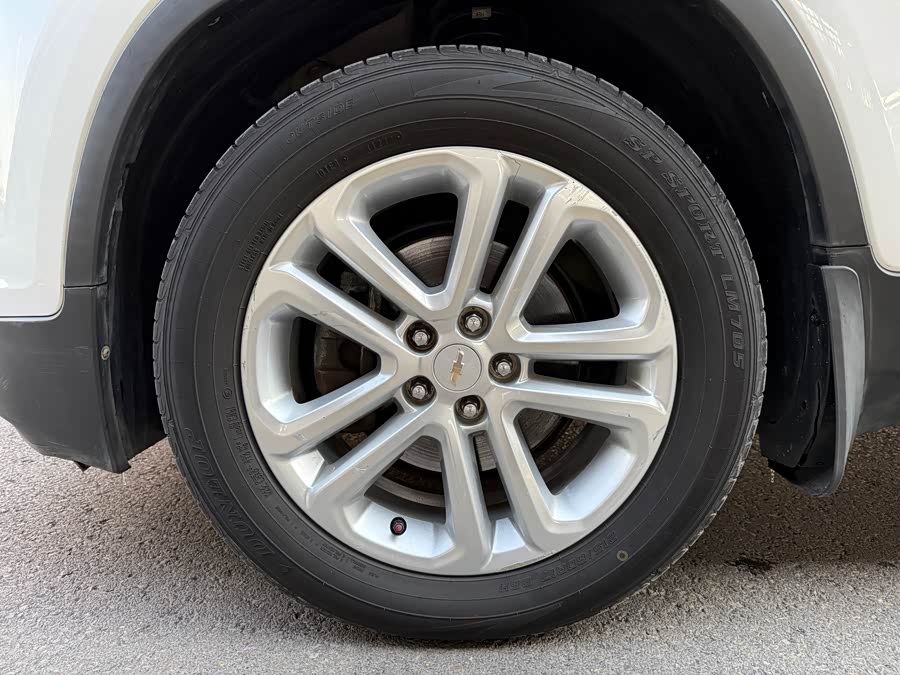 Chevrolet Tracker 2016 #20 Chevrolet Tracker 2016 car image #20